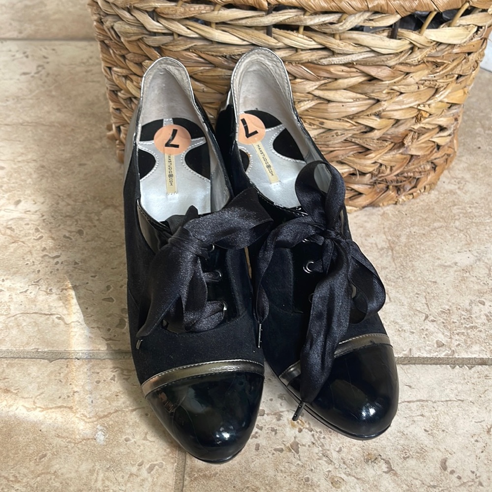 Max studio black booties SZ 7